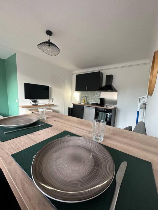 Appartement Proche Paris Et Metro - Parking Prive Maisons-Alfort Bagian luar foto
